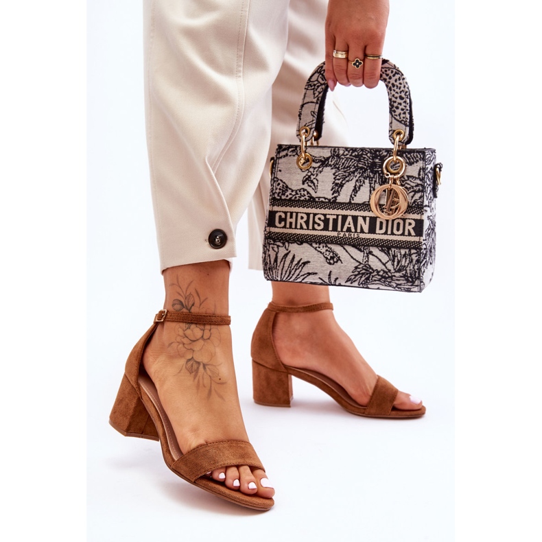 Sandale clasice din piele intoarsa Camel Honeymoon cu toc mic maro 2