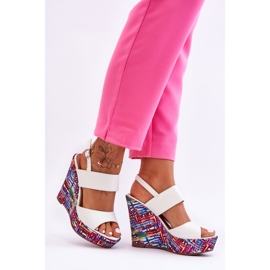 Sandale cu pană de damă Calderia albă 2 Sandale cu pană de damă Calderia albă 2