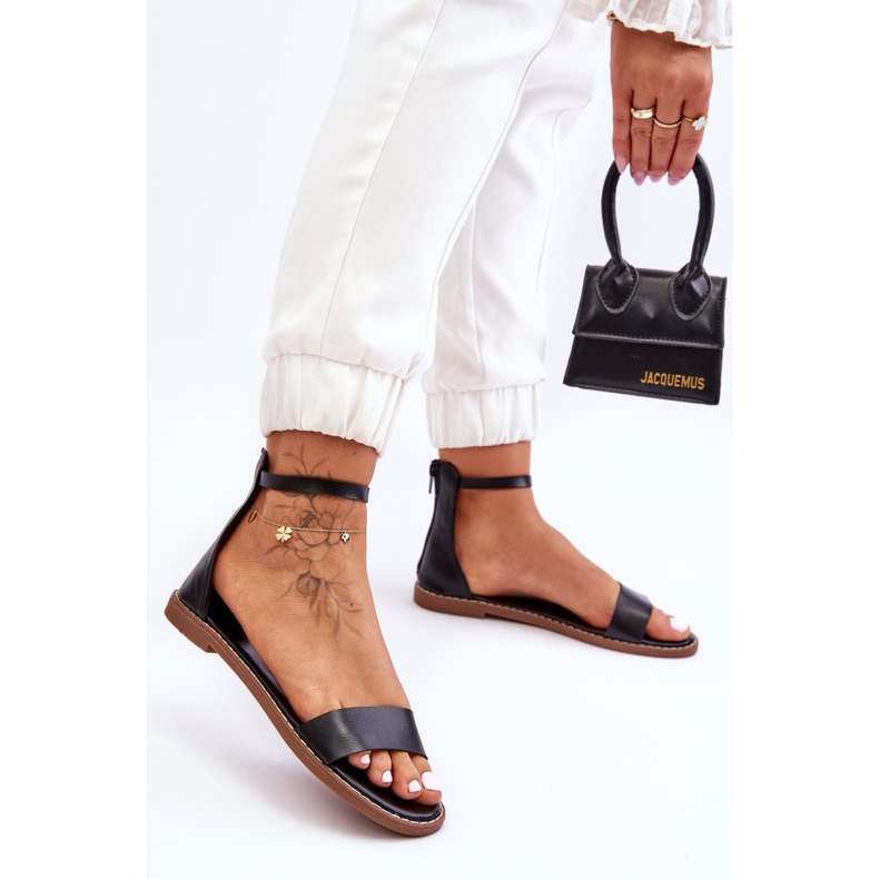 Sandale Millou din piele neagră cu fermoar plat negru 1