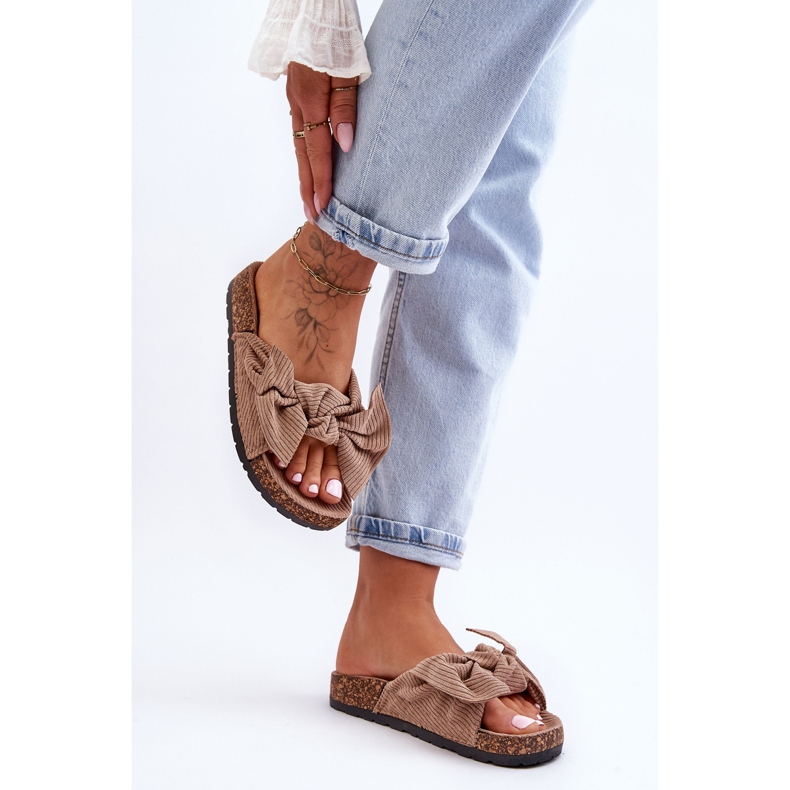 Papuci din plută din velur bej închis Summertime 2 Papuci din plută din velur bej închis Summertime 2