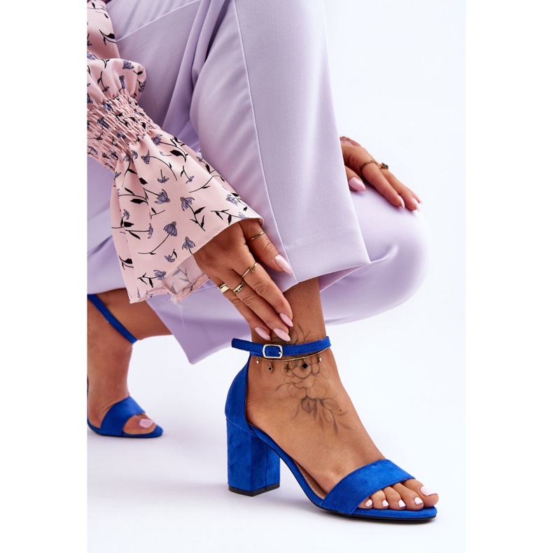 Sandale albastre Madame din piele intoarsa cu toc inalt albastru 1