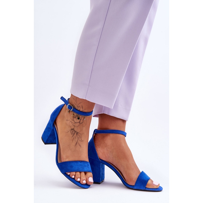 Sandale albastre Madame din piele intoarsa cu toc inalt albastru 2