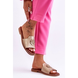 Sandale de damă clasice cu toc plat Larotte aurii de aur 2