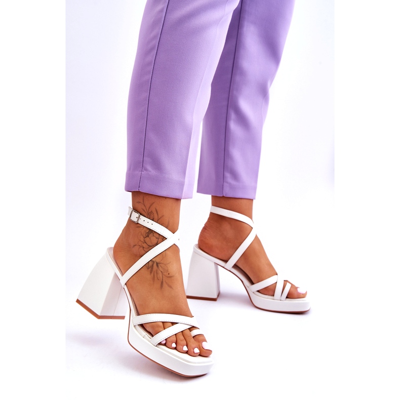Tocuri înalte și sandale cu platformă, alb secret, la modă 2