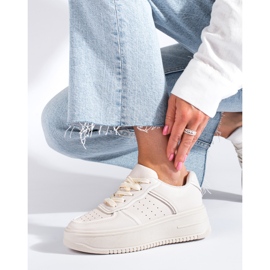 Tenisi crem pe o platformă înaltă de la Shelovet bej 1