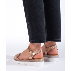 Sandale de damă cu platformă Shelovet gold de aur 2