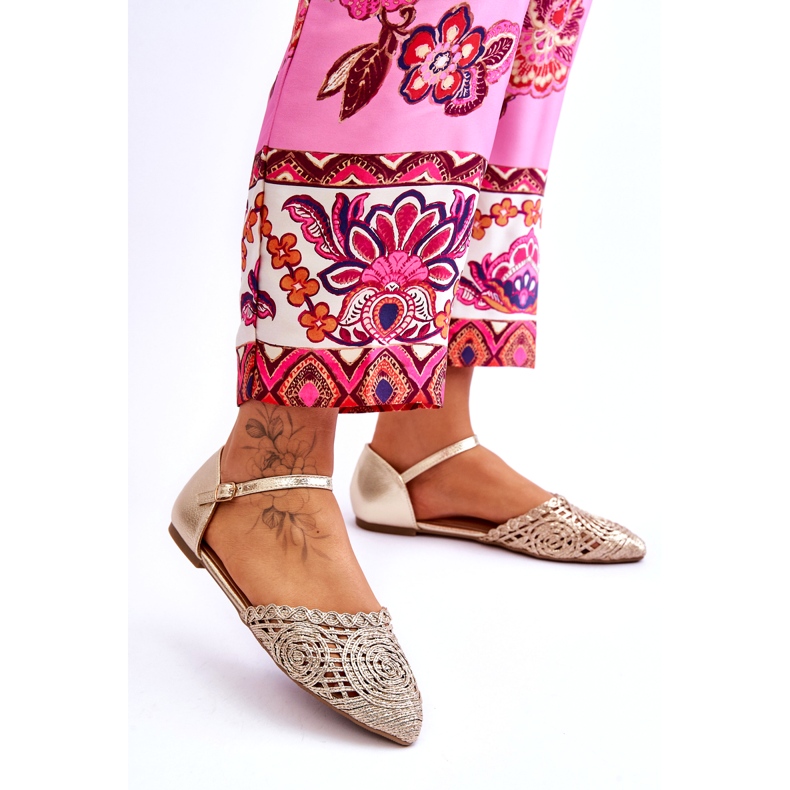 Sandale plate de damă elegante, aurii de aur 3