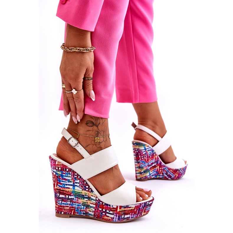 Sandale cu pană de damă Calderia albă 2