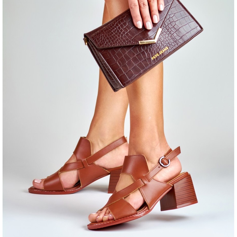 La.Fi Sandale stiletto din piele maro 1