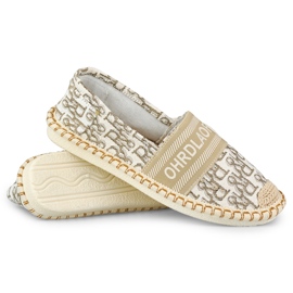 Pantofi slip-on de dama bej 1