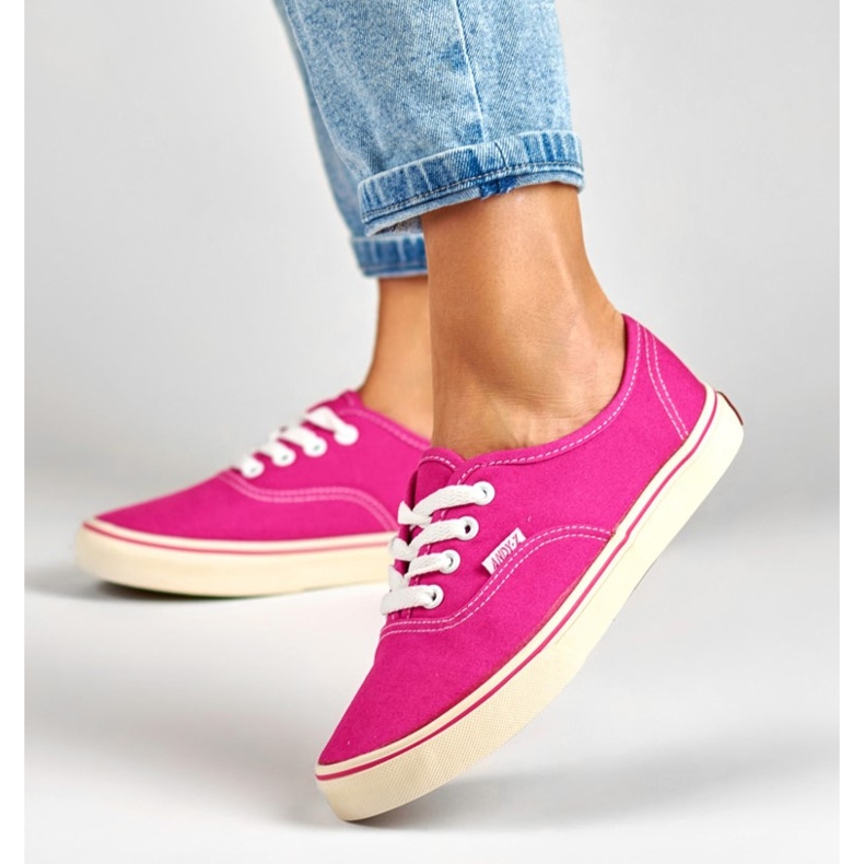 Adidași roz de damă 1