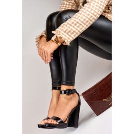 Sandale cu toc lacuit negru 1