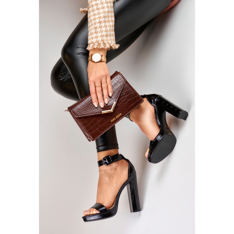 Sandale cu toc lacuit negru 2