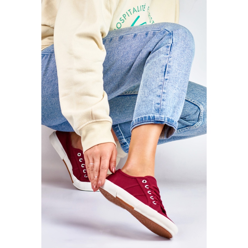 Adidași de culoare burgundy roșu 1 Adidași de culoare burgundy roșu 1