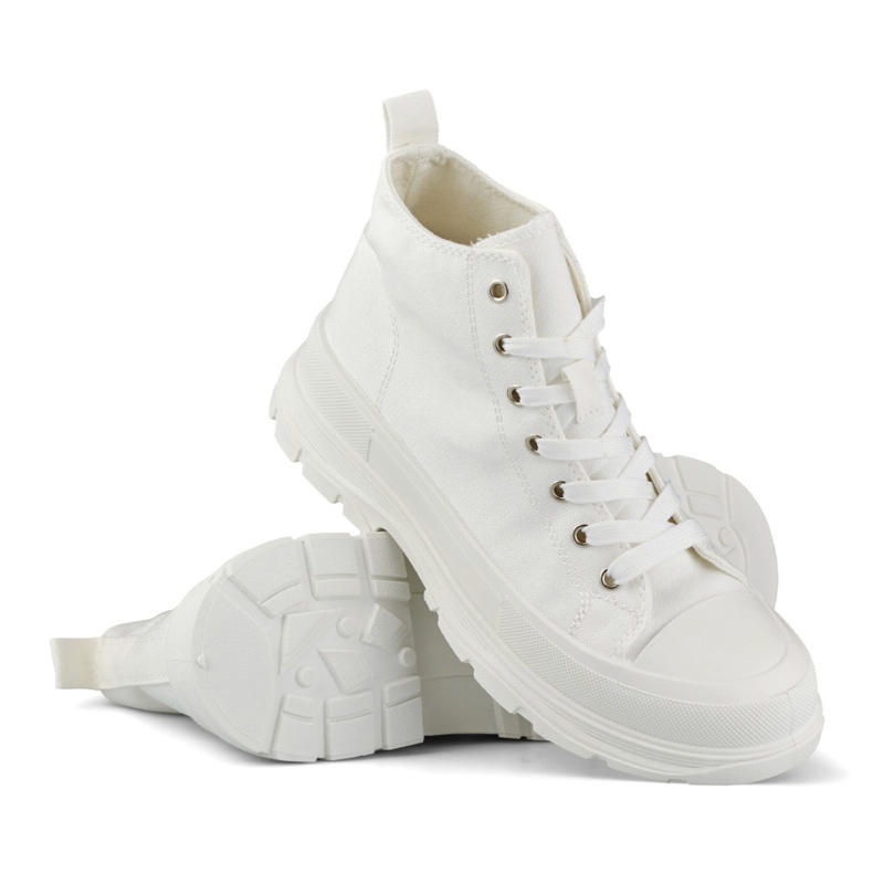 Tenisi albi deasupra gleznei 1