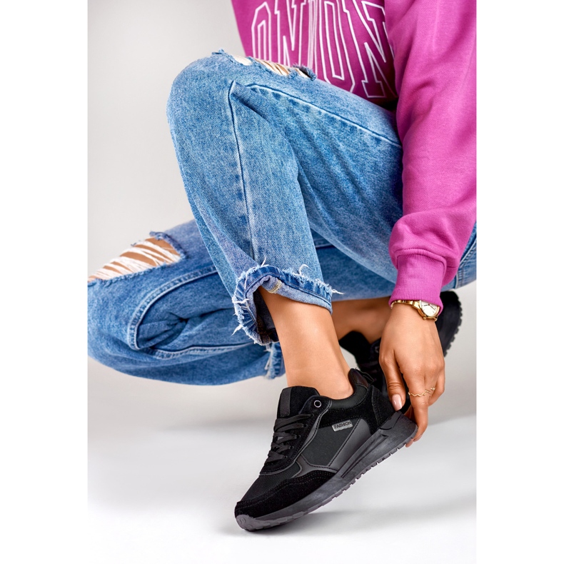 Pantofi sport de dama de culoare neagra cu talpa neagra negru 1 Pantofi sport de dama de culoare neagra cu talpa neagra negru 1