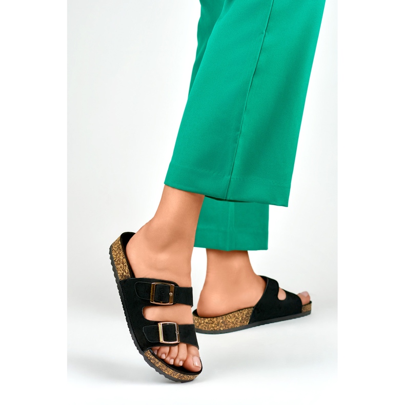 Șlapi negri pe talpă de plută negru 1 Șlapi negri pe talpă de plută negru 1