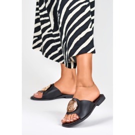 Papuci negri de dama cu decor auriu negru 2
