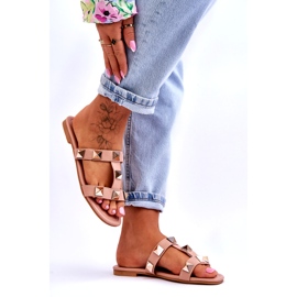 Papuci pentru femei cu știfturi mari nude roz 4