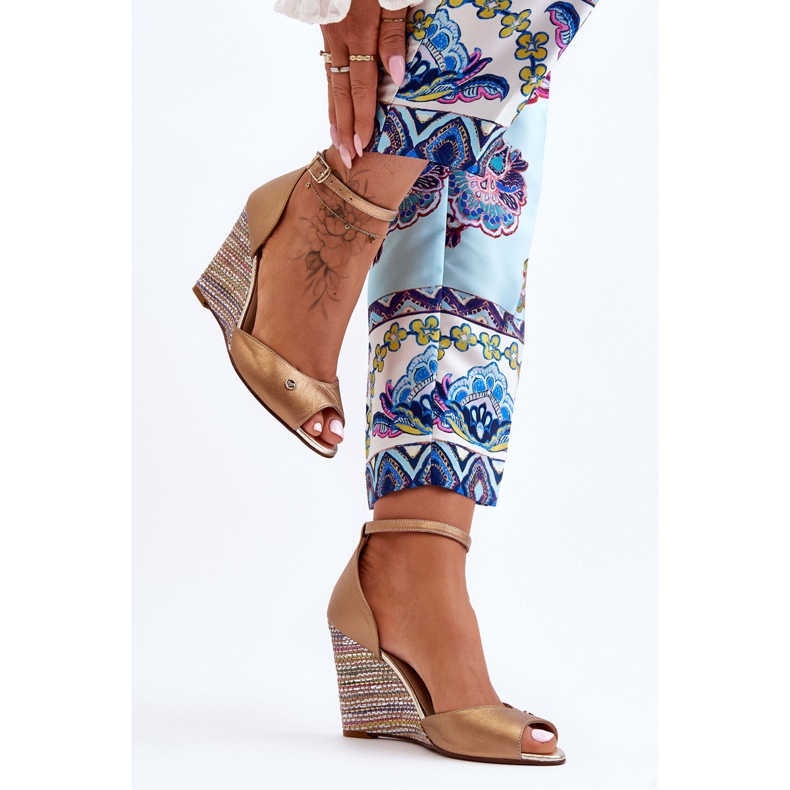 Sandale cu pană din piele Laura Messi 2603/784 Aur de aur 2