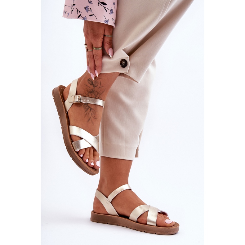 Sandale clasice din piele pentru femei Talisma aurii de aur 1