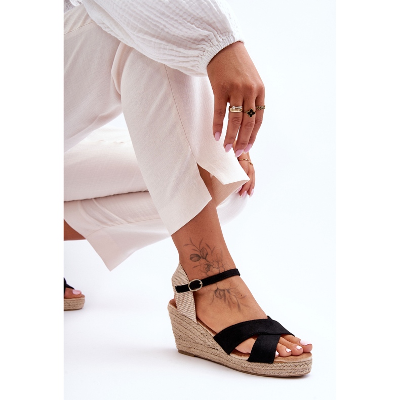 Sandale de damă din piele intoarsa pe o pană împletită Tessa neagră negru 2