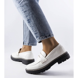 Brogues albi cu branț din piele de la Biddie 1 Brogues albi cu branț din piele de la Biddie 1