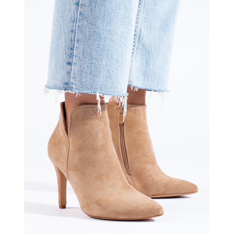 Bella Paris Cizme clasice pe toc înalt bej 1