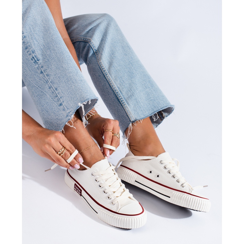 Tenisi albi shelovet de dama 1