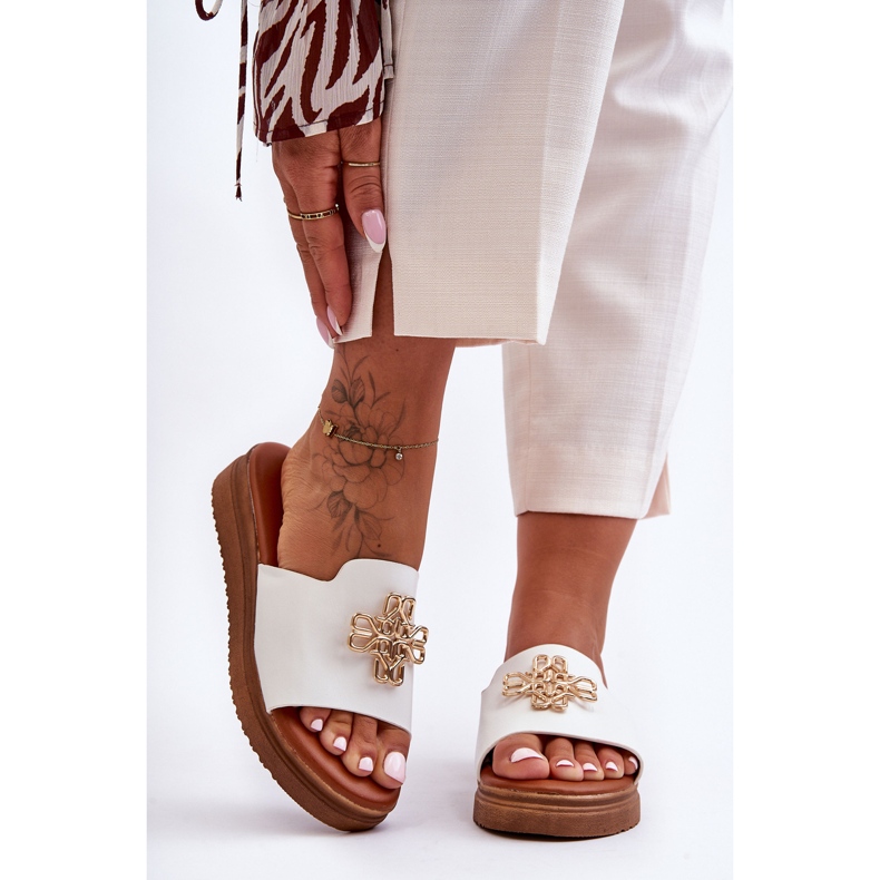 PG1 Papuci de damă din piele cu platformă cu decor alb Azera 2