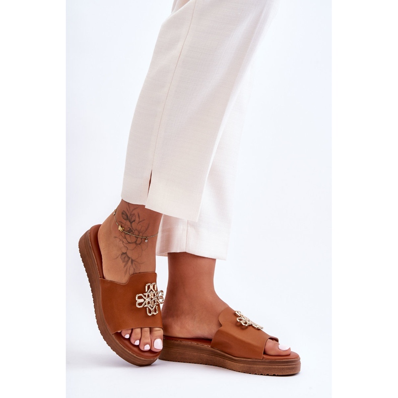 PG1 Papuci De Dama Piele Platforma Cu Decorat Maro Azera 2 PG1 Papuci De Dama Piele Platforma Cu Decorat Maro Azera 2