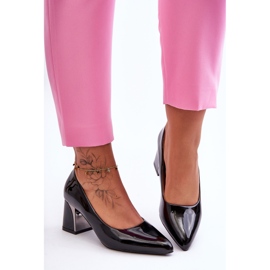 Pompi Eleganti Lacuiti Pe Toc Negru Emma 1 Pompi Eleganti Lacuiti Pe Toc Negru Emma 1
