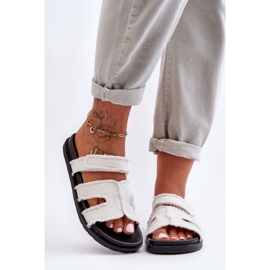 Papuci de damă din stofă cu velcro Lamirose alb 2