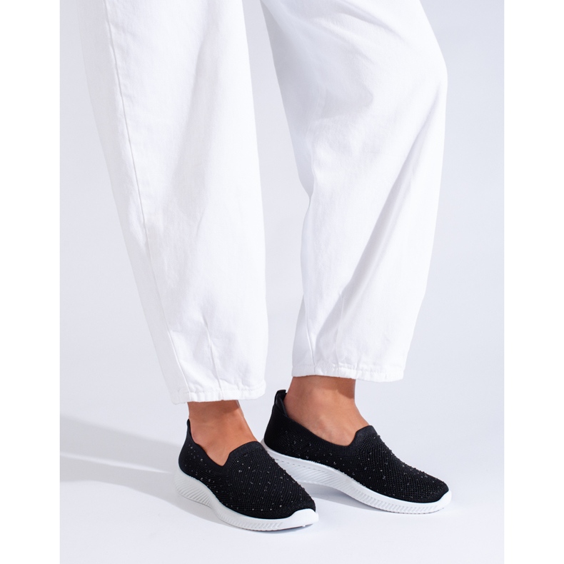 Pantofi slip-on din material negru cu crampoane de la Shelovet 2