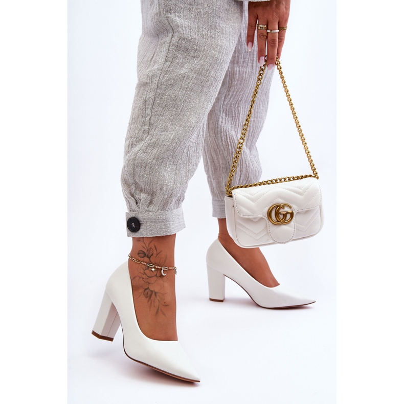 Pompe clasice cu toc alb Odessa 1