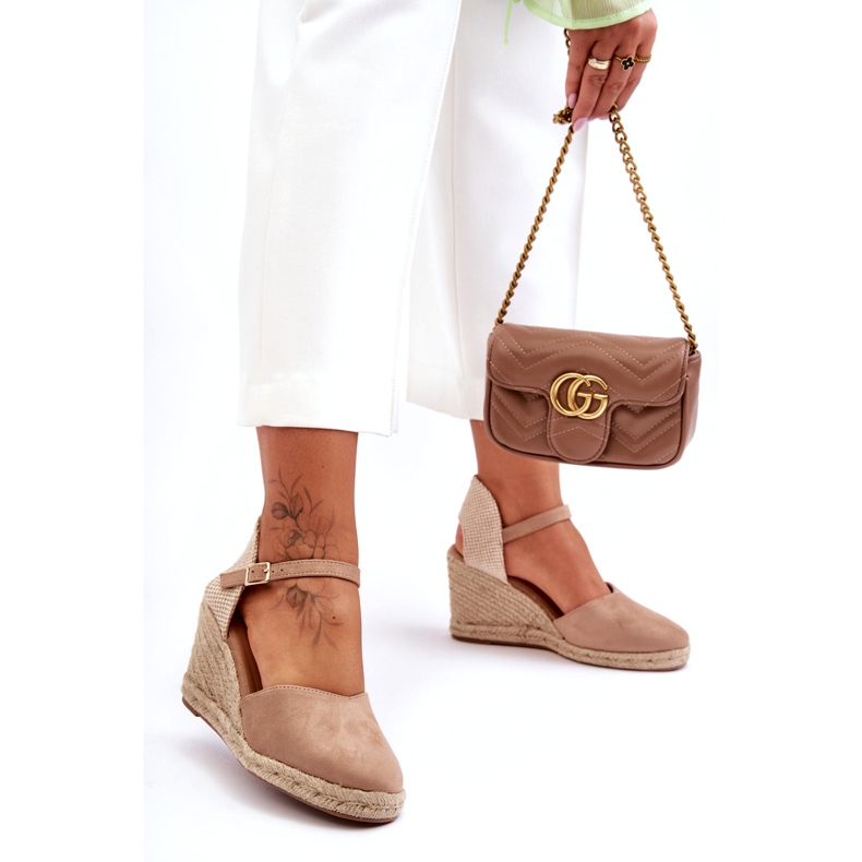 Sandale din piele de căprioară bej 6