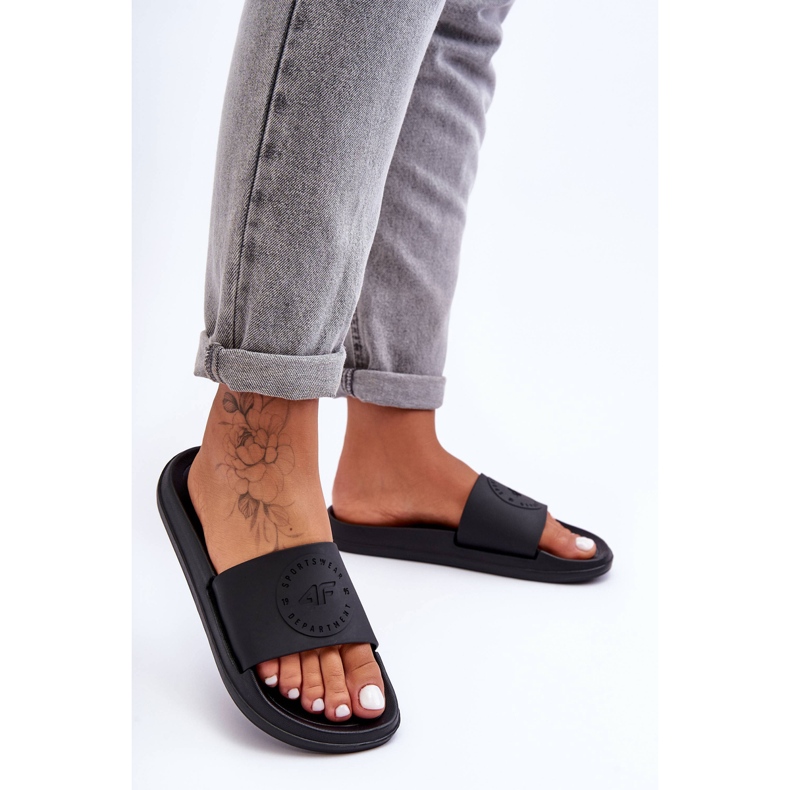 Papuci sport pentru femei 4F 4FSS23FFLIF069-72S Negru 2 Papuci sport pentru femei 4F 4FSS23FFLIF069-72S Negru 2