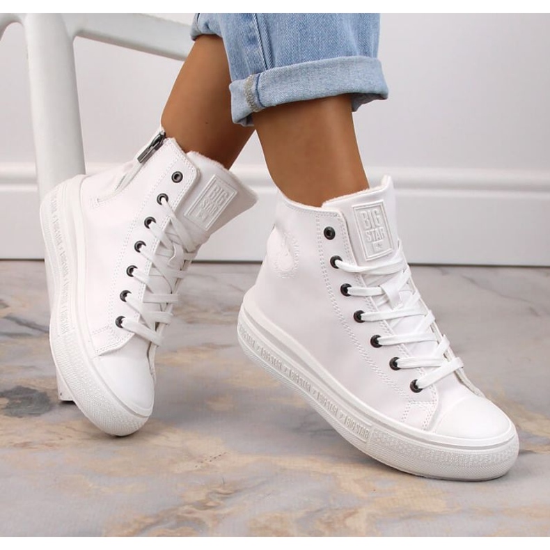 Tenisi izolați cu șireturi Big Star W INT1902A albi 1