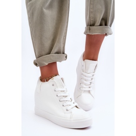 Pantofi de damă din piele cu pană Big Star MM274002 alb 1