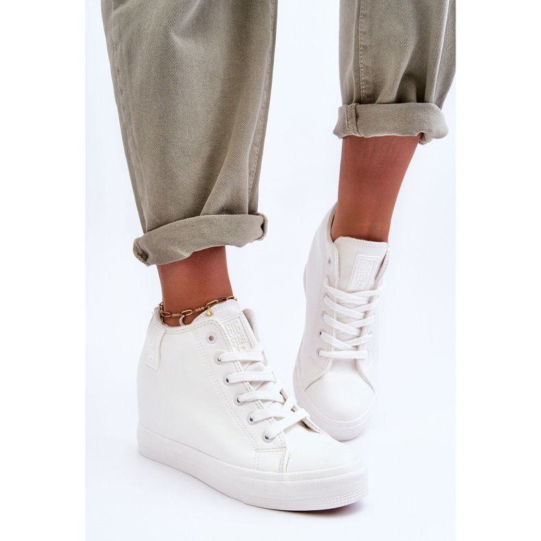 Pantofi de damă din piele cu pană Big Star MM274002 alb 1