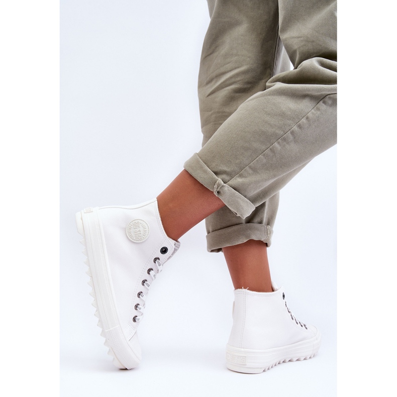 Adidași pentru femei Big Star High Warm White GG274108 alb 2