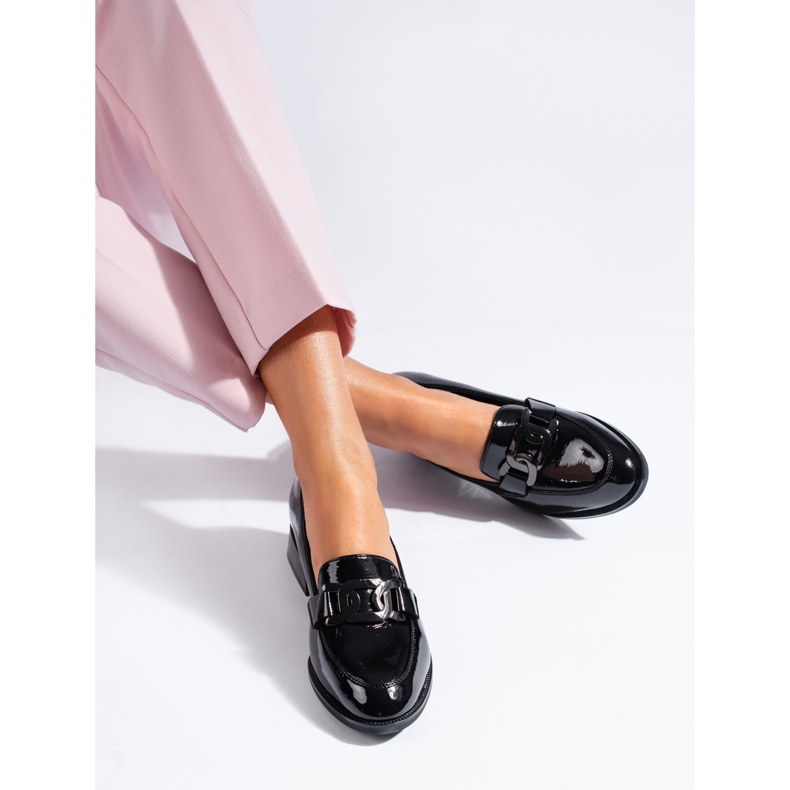 Pantofi de dama negri lacuiti cu catarama Vinceza negru 2