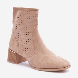 Cizme din piele intoarsa ajurata cu toc inalt Bej perle 1 Cizme din piele intoarsa ajurata cu toc inalt Bej perle 1