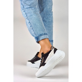 Pantofi sport negri cu talpa alba negru 2