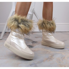 Cizme de zapada dama pe platforma cu blana bej Big Star MM274380 2 Cizme de zapada dama pe platforma cu blana bej Big Star MM274380 2