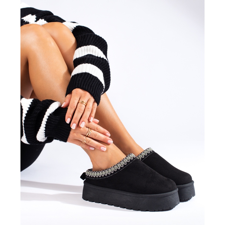 Papuci din piele intoarsa neagra de la Shelovet negru 1