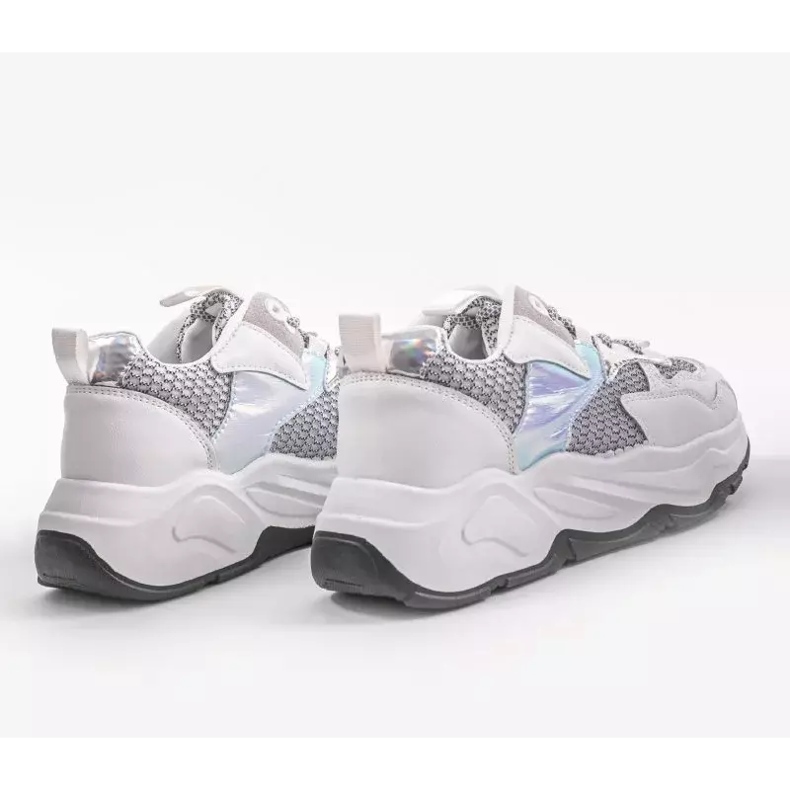 Adidași de sport albi cu inserții gri RAL-63 2