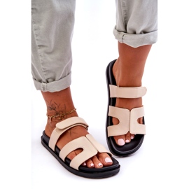 Papuci de damă clasici din piele cu velcro Bej Amedon 3