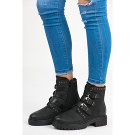 Muncitori betler negru 1