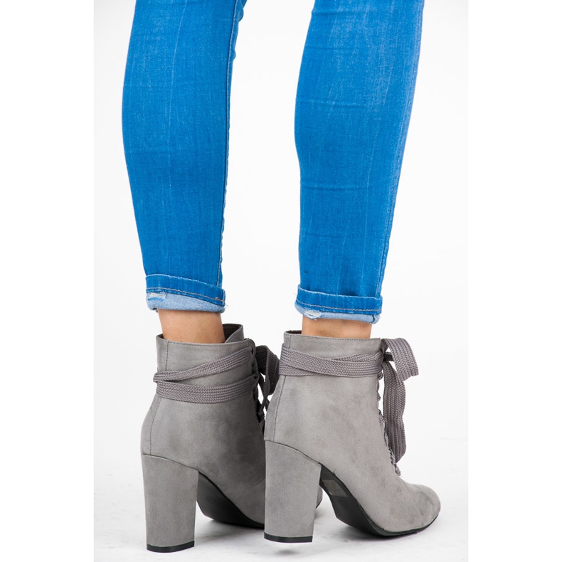 Vices New Collection Cizme cu o legatură elegantă gri 1